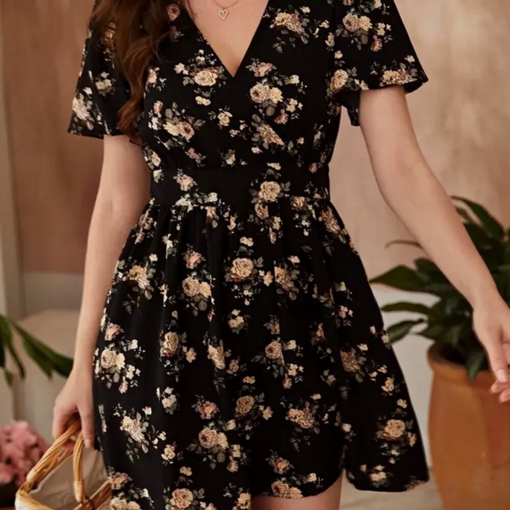 BRAND NEW Floral Print A Line Dress